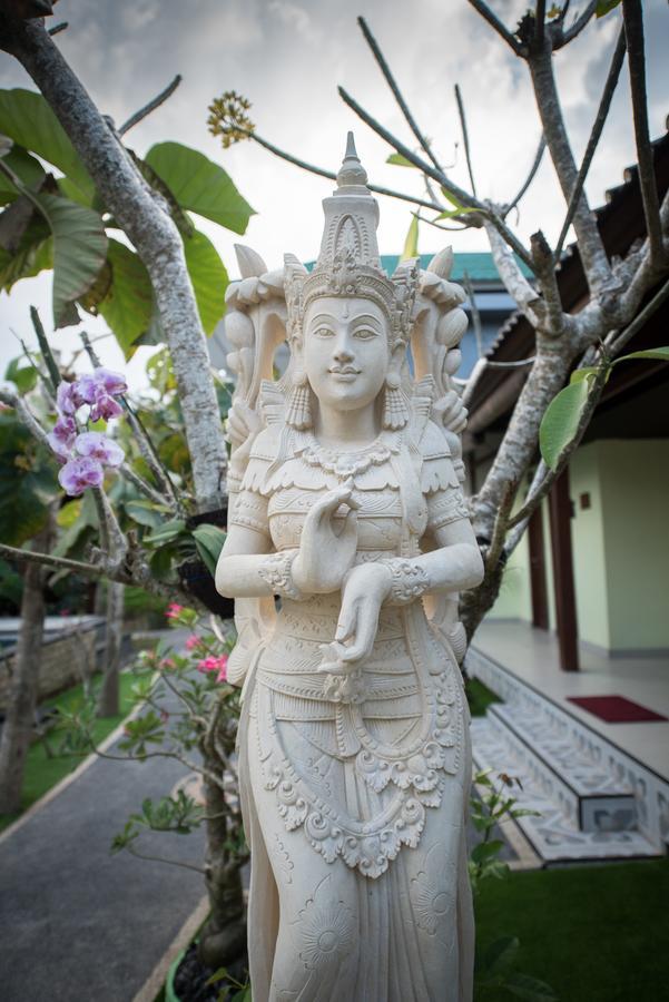 Queen Villa Nusa Lembongan  Exterior photo